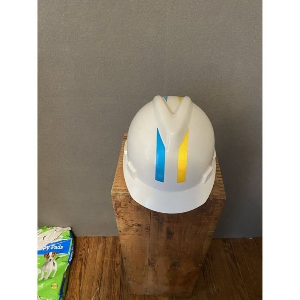 MSA VGard Hard Hat 6 1/27 3/4 Safety Helmet White Blue Yellow ANSI Z891-1981Bell